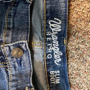 Wrangler slim boot 33” by 32” in great shape